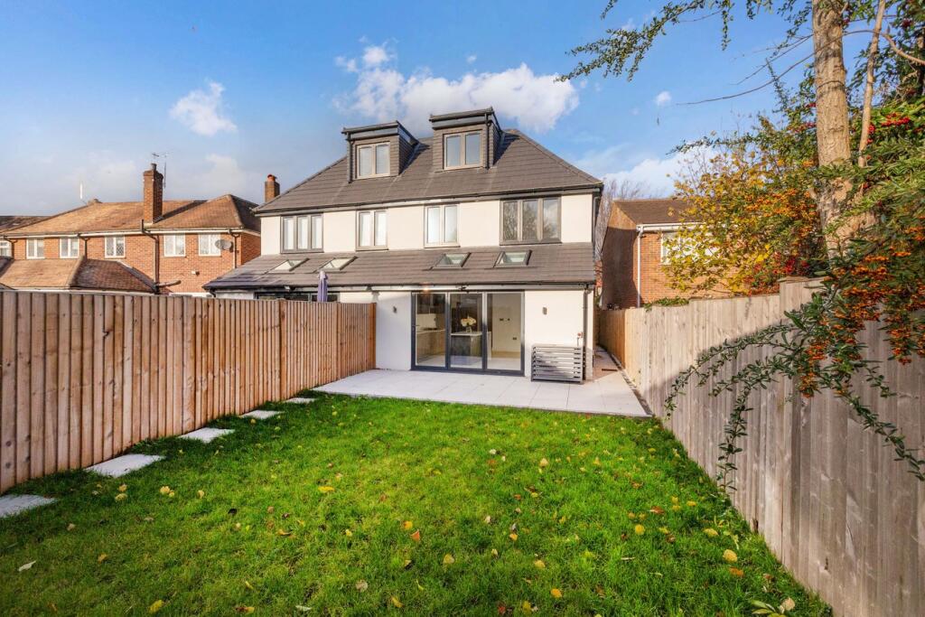 Altwood Road, Maidenhead, SL6 photo 2