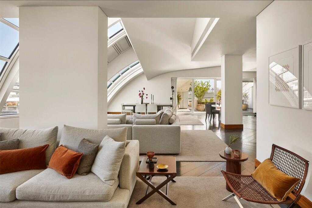 Main image of property: North Row, London, W1K