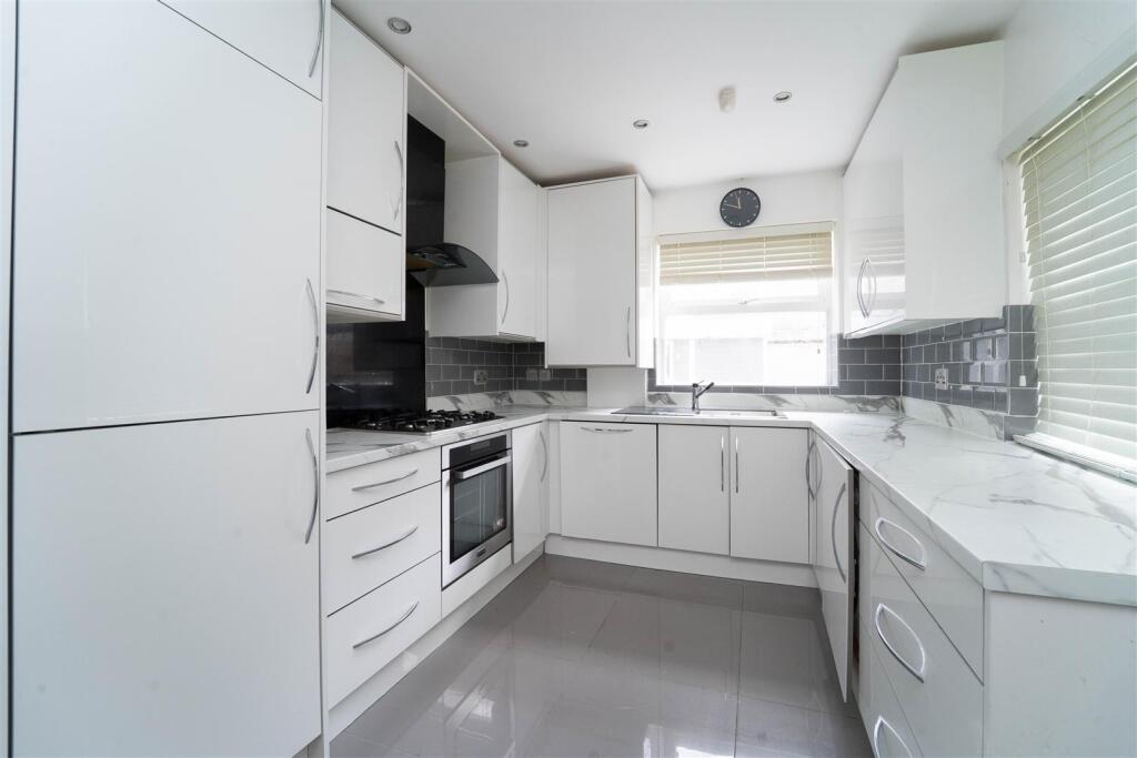 House in Manchester, Moss Side - View 3