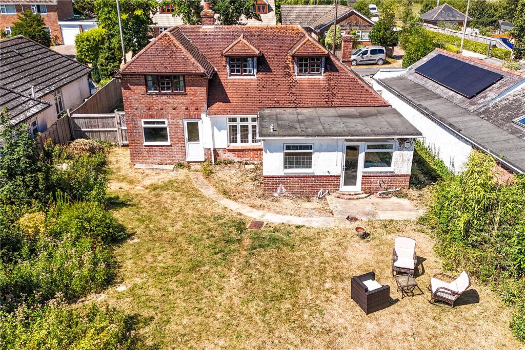 House in New Forest, Hordle - View 2