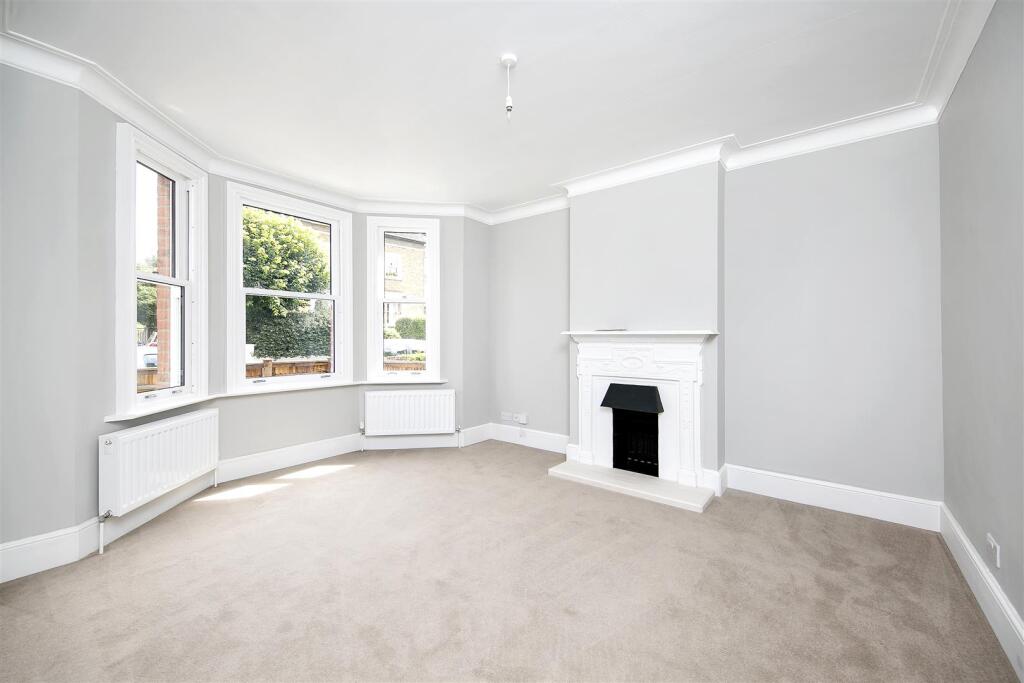 House in Twickenham - View 2