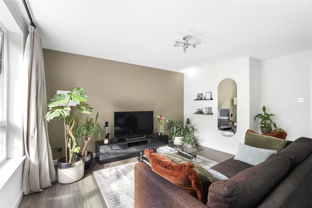 Main image of property: 24D Justice Mill Brae, Aberdeen, AB11 6EY