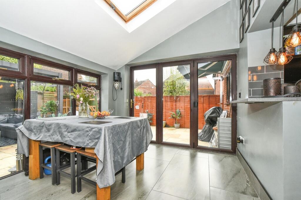 House in Chippenham, Wiltshire - More