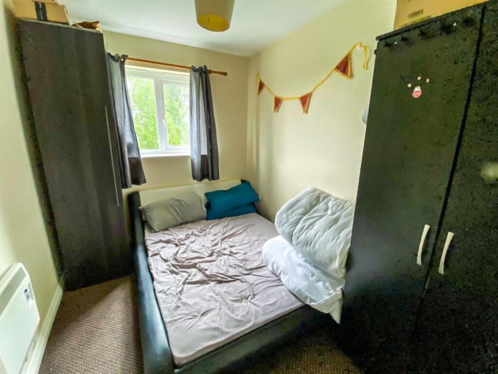 Apartment in Coventry, Radford - More