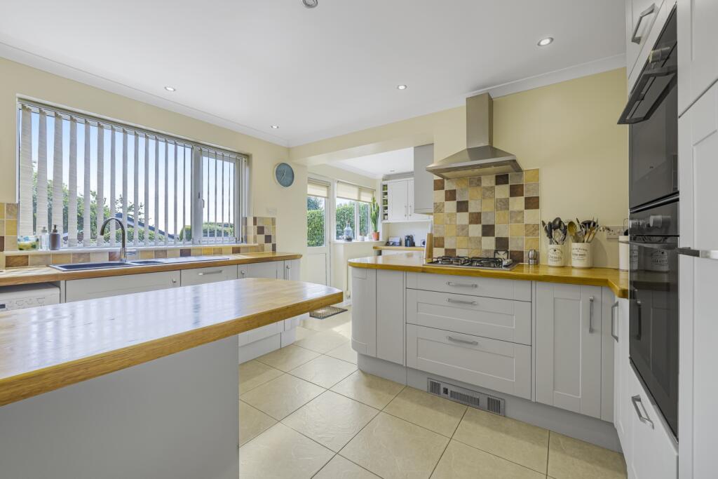 House in Sheffield - View 4