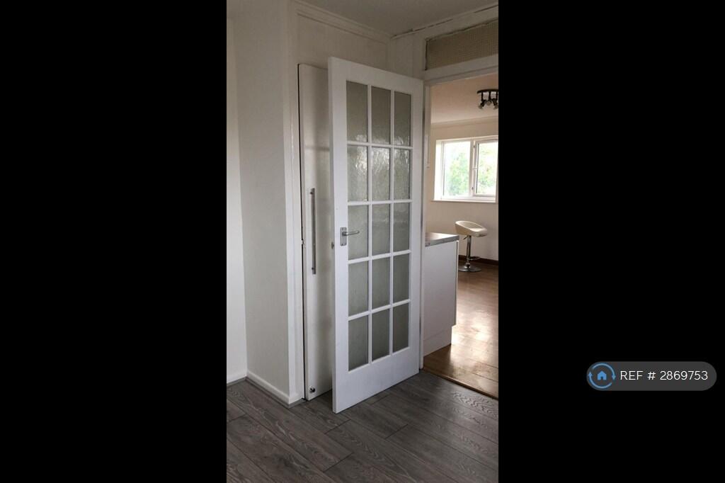 Main image of property: Cuffley Court, Hemel Hempstead, HP2