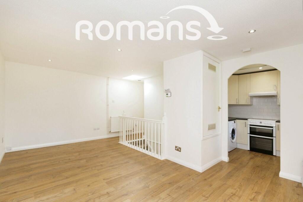 Apartment in Basingstoke and Deane, Rooksdown - View 3