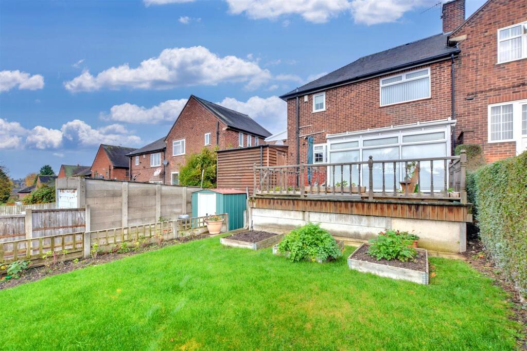 House in Nottingham, Bestwood Park Estate - View 3