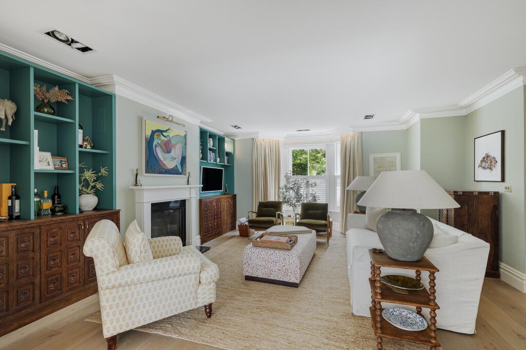 House in London - View 4
