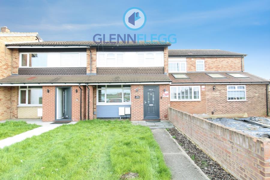 Main image of property: PARLAUNT ROAD, LANGLEY, SLOUGH, BERKSHIRE