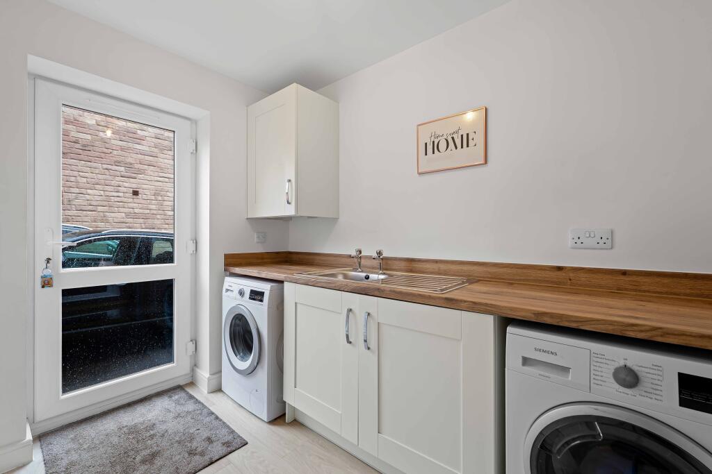 House in Derbyshire Dales, Matlock Town - View 5