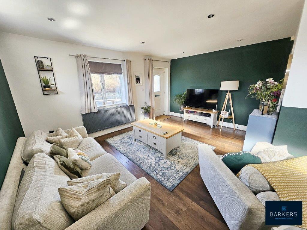 Upper Batley Lane, Birstall, Batley photo 4