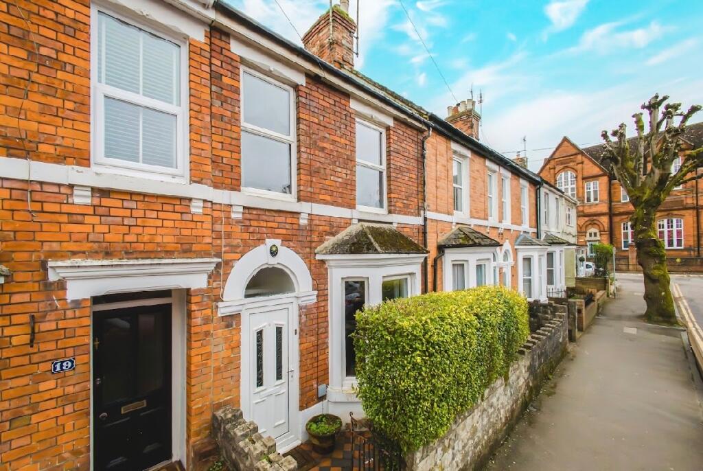 3-bed terraced on Lethbridge Road, Old Town, Swindon, £325,000