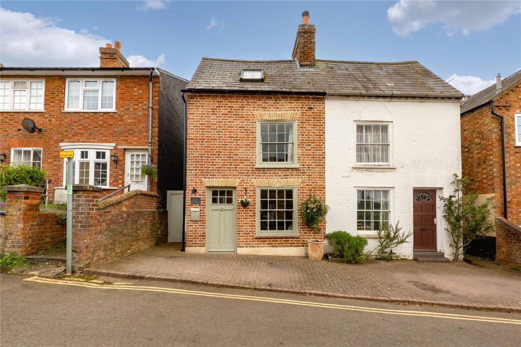 Main image of property: Mount Pleasant, Aspley Guise, Bedfordshire, MK17