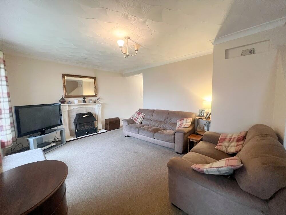 Harkwood Drive, Hamworthy, Poole, BH15 photo 4