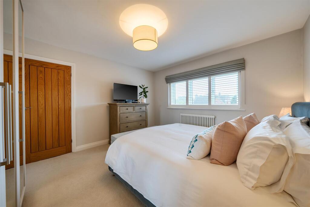 Additional image 13 of Wychwood Avenue, Knowle