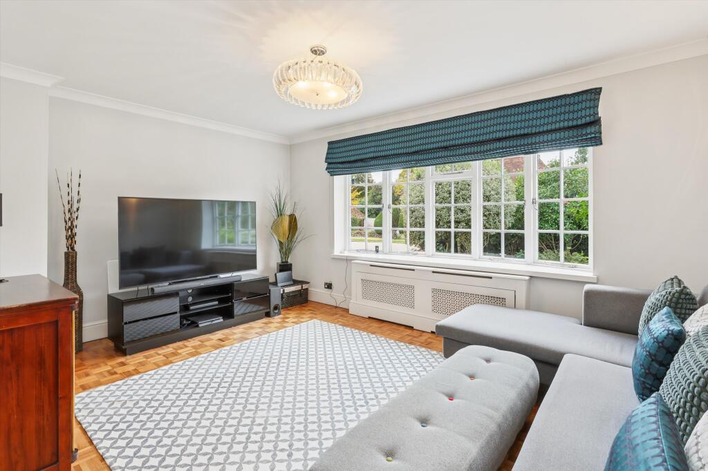 Clive Road, Esher, Surrey, KT10 – pohled 4