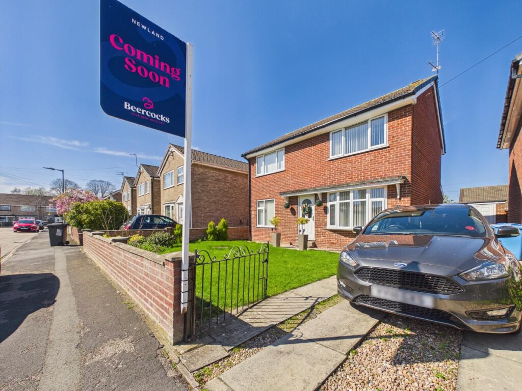 Main image of property: Windle Avenue, Hull, HU6 7EE