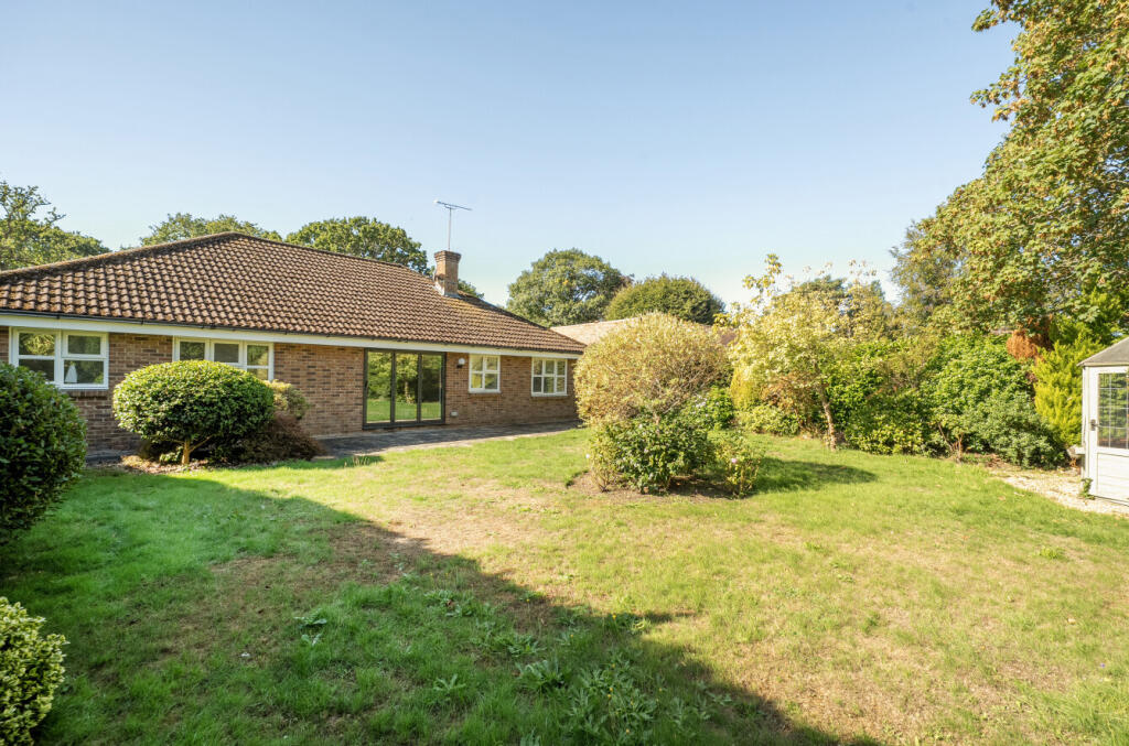 House in Redhill - View 2