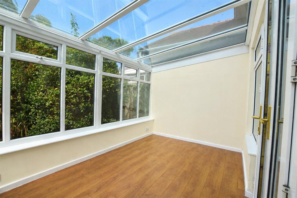 Apartment in Chester - More