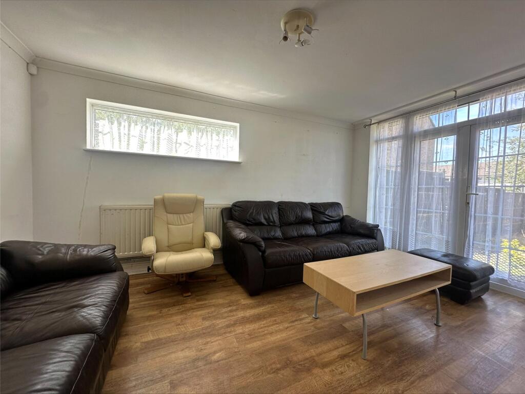 House in Bracknell - View 4