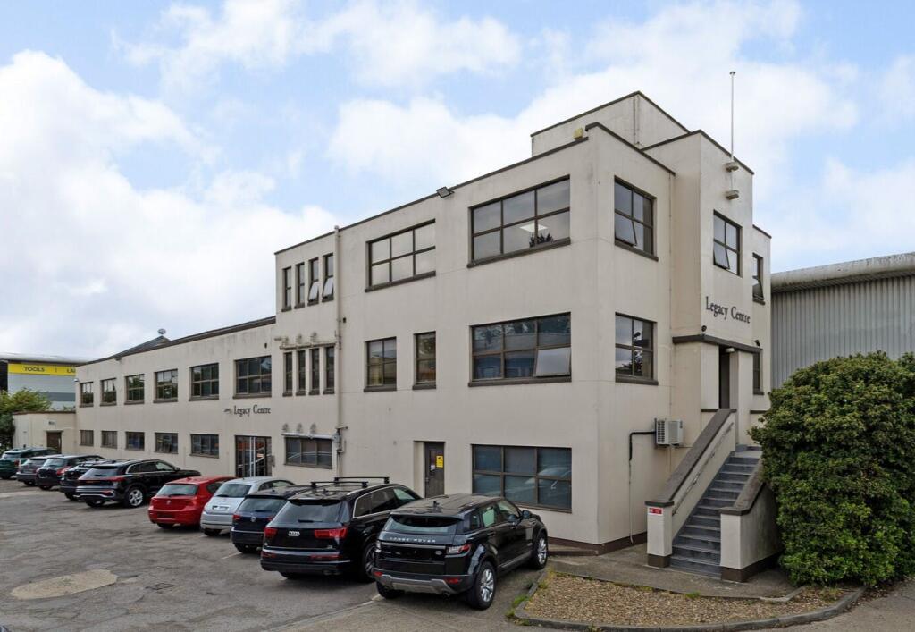 107282_Legacy-Centre-Hanworth-Trading-Estate-Hampton-Road-12_low cropped.jpg