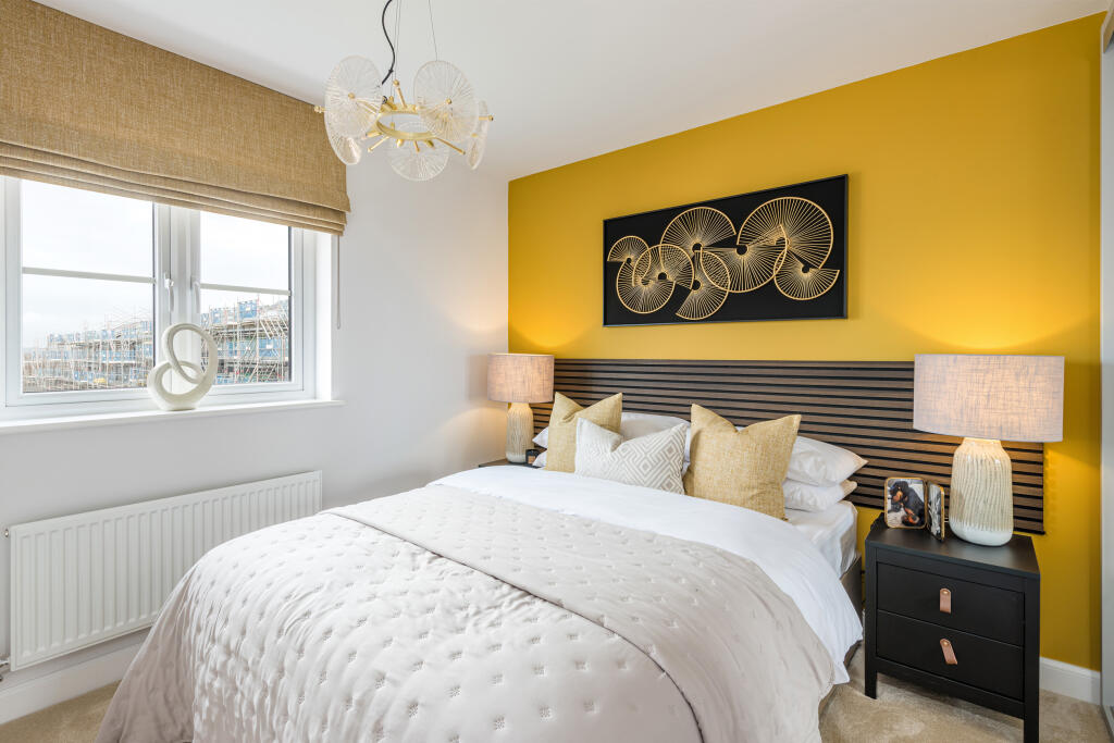 House in Edinburgh, West Craigs - View 5