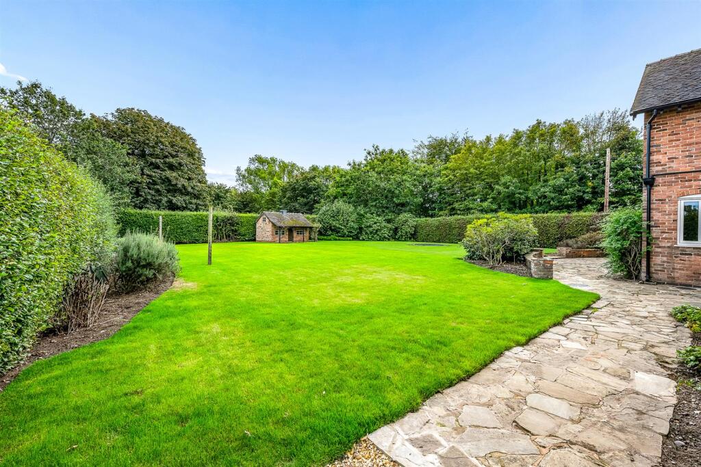 House in Stafford, Swynnerton - View 4