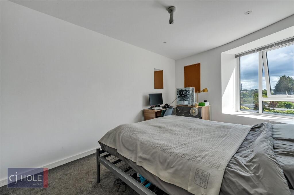 6 bedroom apartment for rent