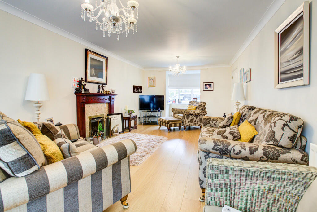 Nore Road, Leigh-on-Sea, SS9 photo 4