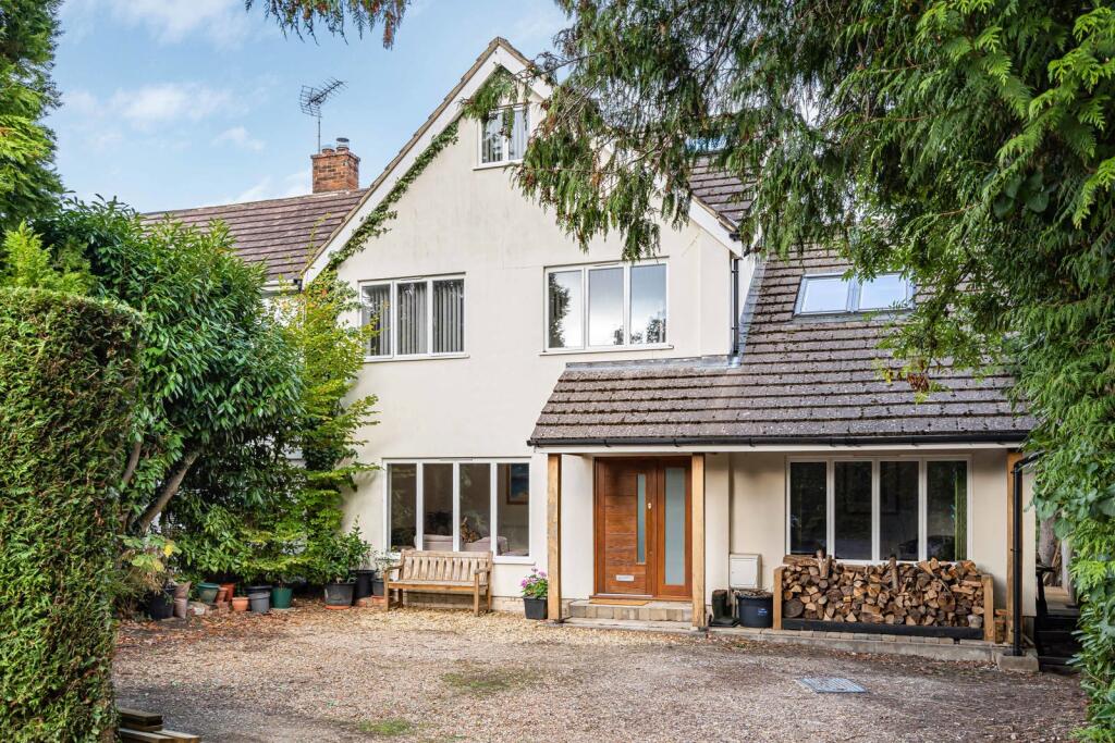 Main image of property: Hollis Wood Drive, Wrecclesham, Farnham, Surrey, GU10