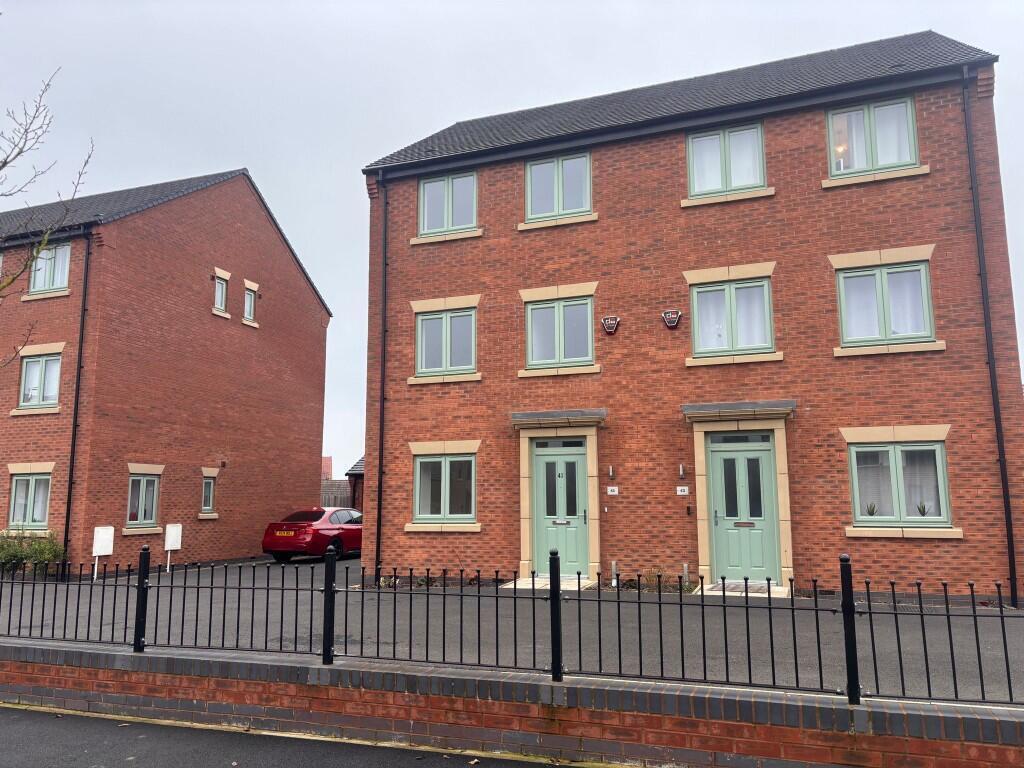 Main image of property: The Avenue, Corby, Northamptonshire, NN17