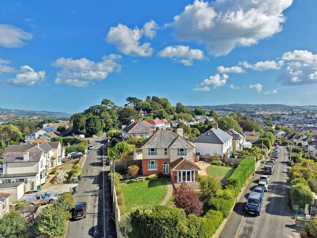 House in Teignbridge, Newton Abbot - View 2