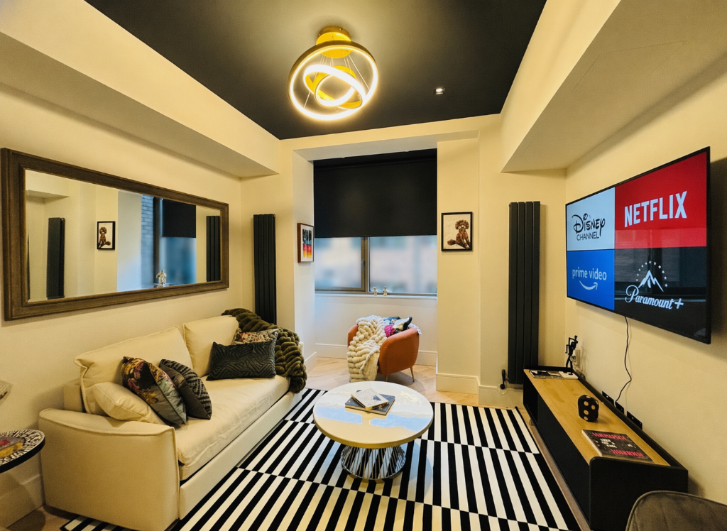 Main image of property: 1238 High Road, Whetstone,London, N20