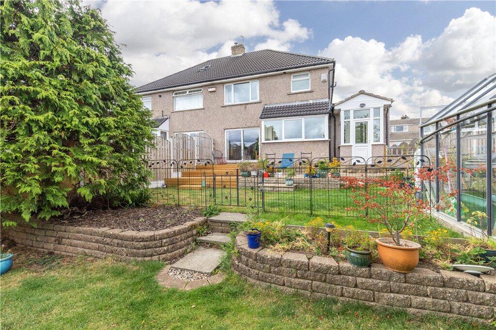 Moorfield Drive, Baildon, West Yorkshire, BD17 - View 2