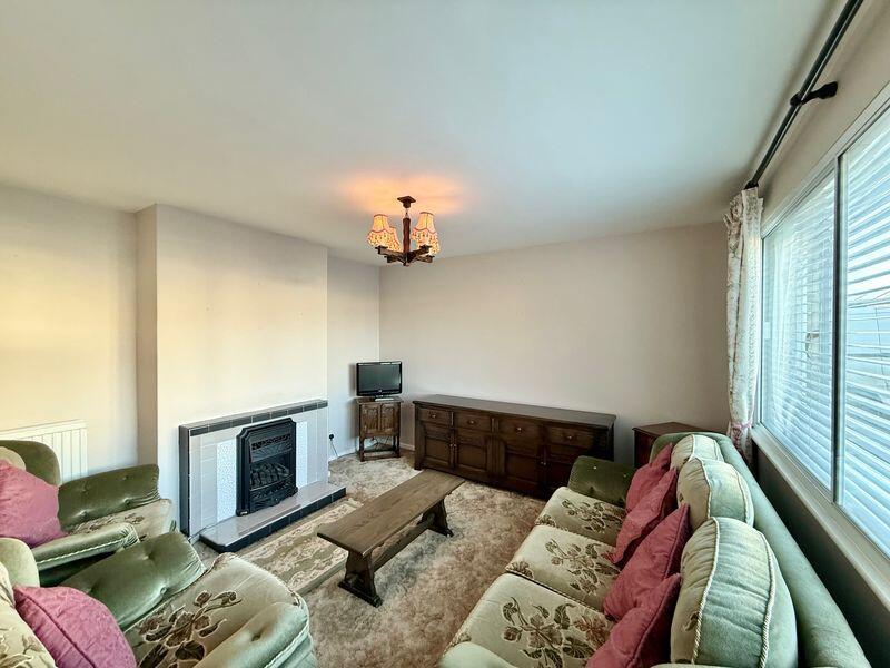Good Size Three Bedroom Semi photo 3