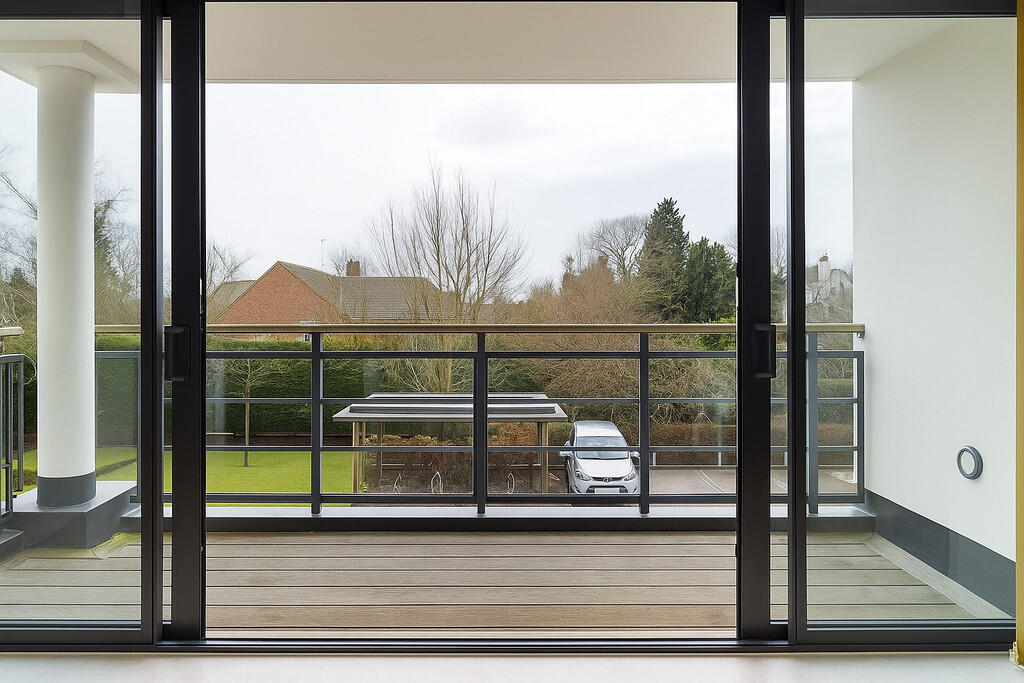 Apartment in Cambridge - View 4