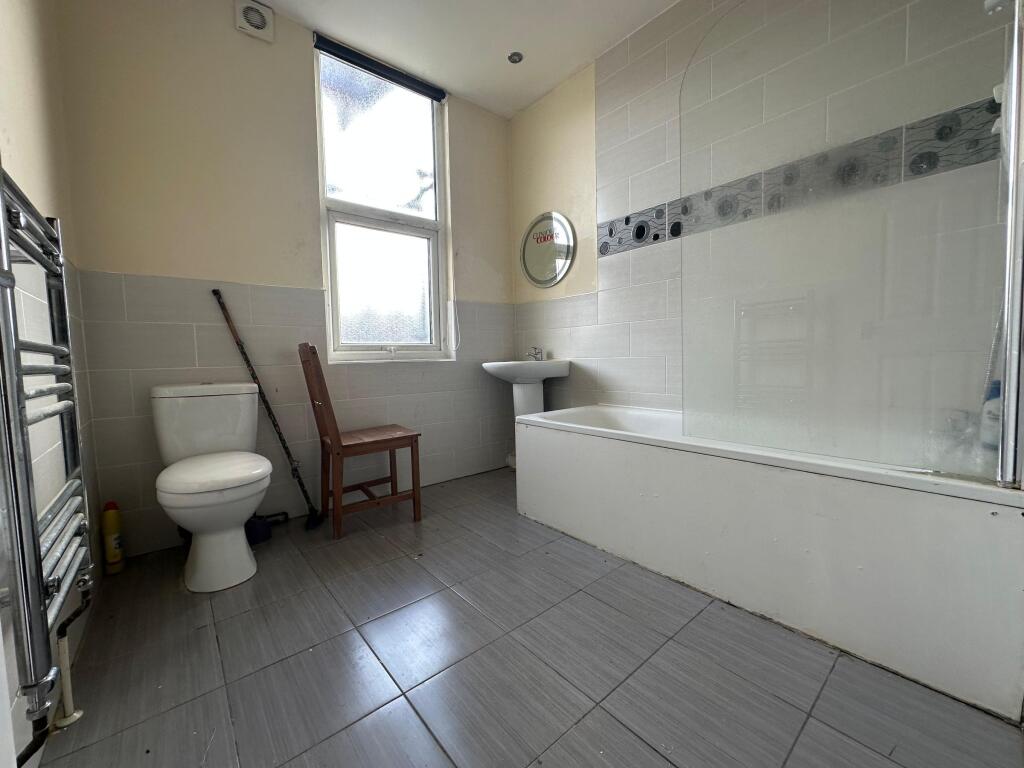 House in Leeds, Holbeck - View 4