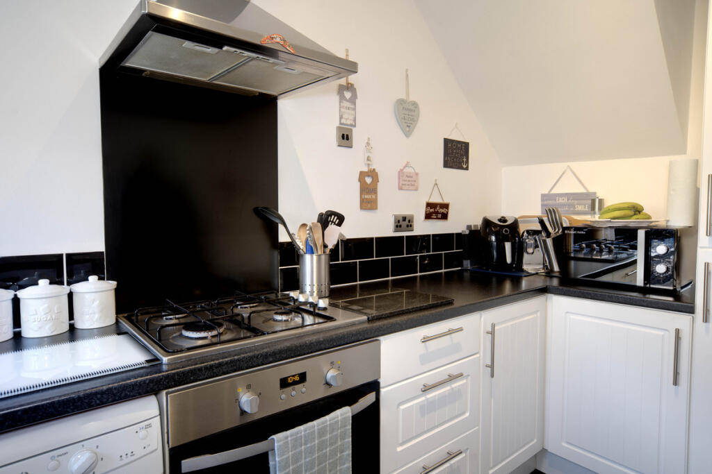 House in Gillingham, Parkwood - View 2