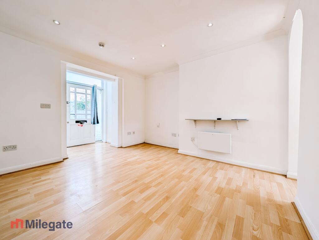 Main image of property: Blunt Road, South Croydon, CR2
