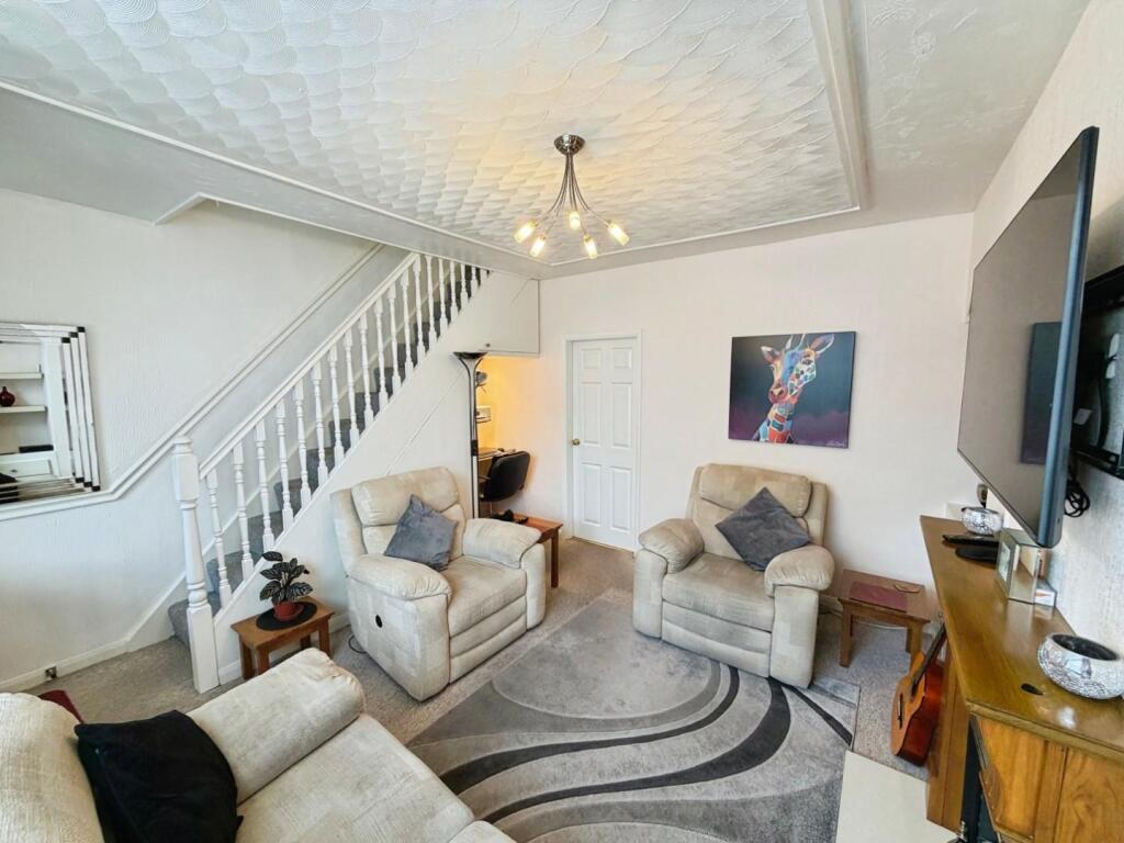 House in Chester, Ellesmere Port - View 5