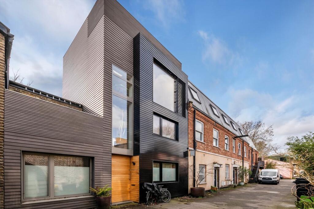 Main image of property: Trafalgar Mews, Hackney Wick