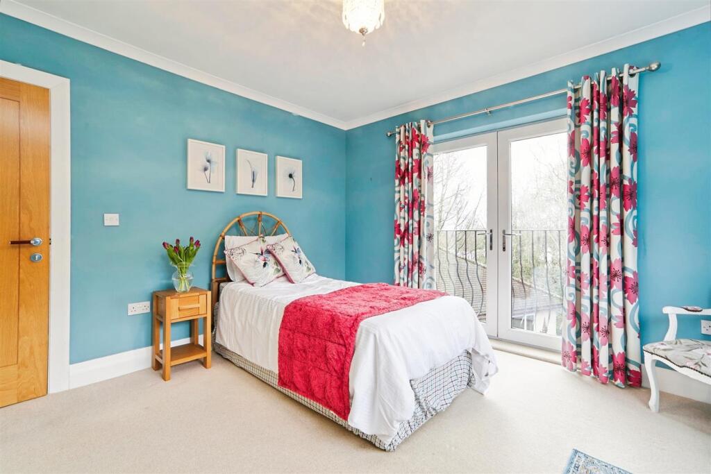 Additional image 14 of Ghyll Wood Drive, Bingley, BD16 1NF