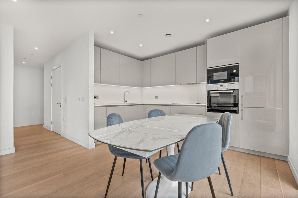 Apartment in London - View 4