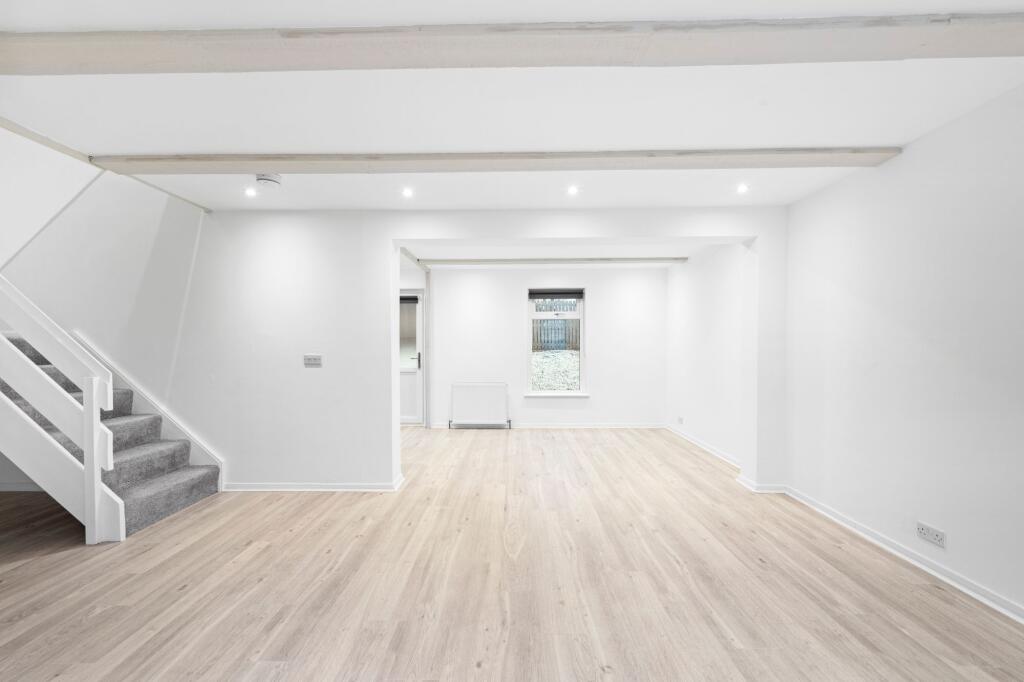 House in Livingston, Deans - View 3