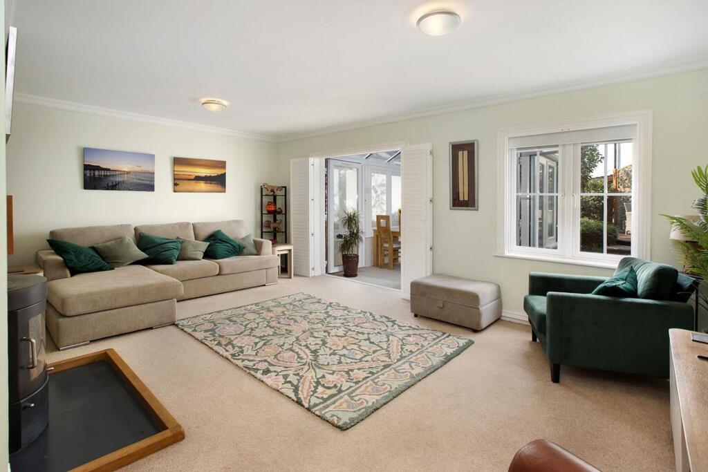 House in Torquay - More