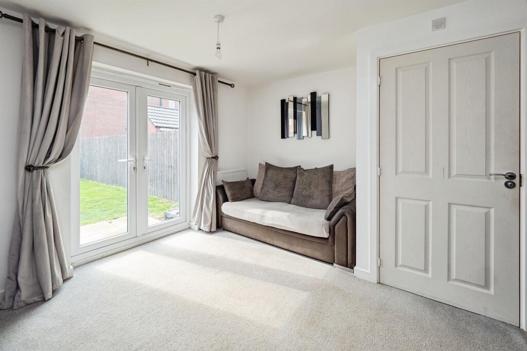 House in Hull, Kingston upon Hull - View 3