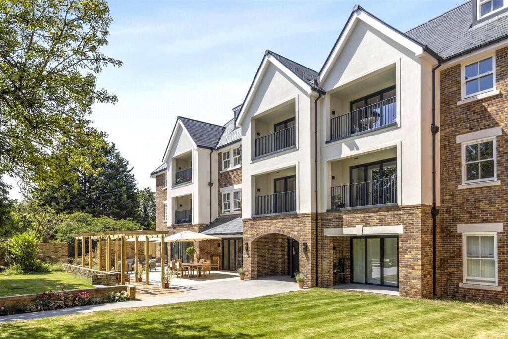 Apartment in Kingston upon Thames, Hampton Wick - More