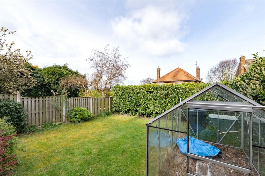 Tinshill Road, Cookridge, Leeds - More