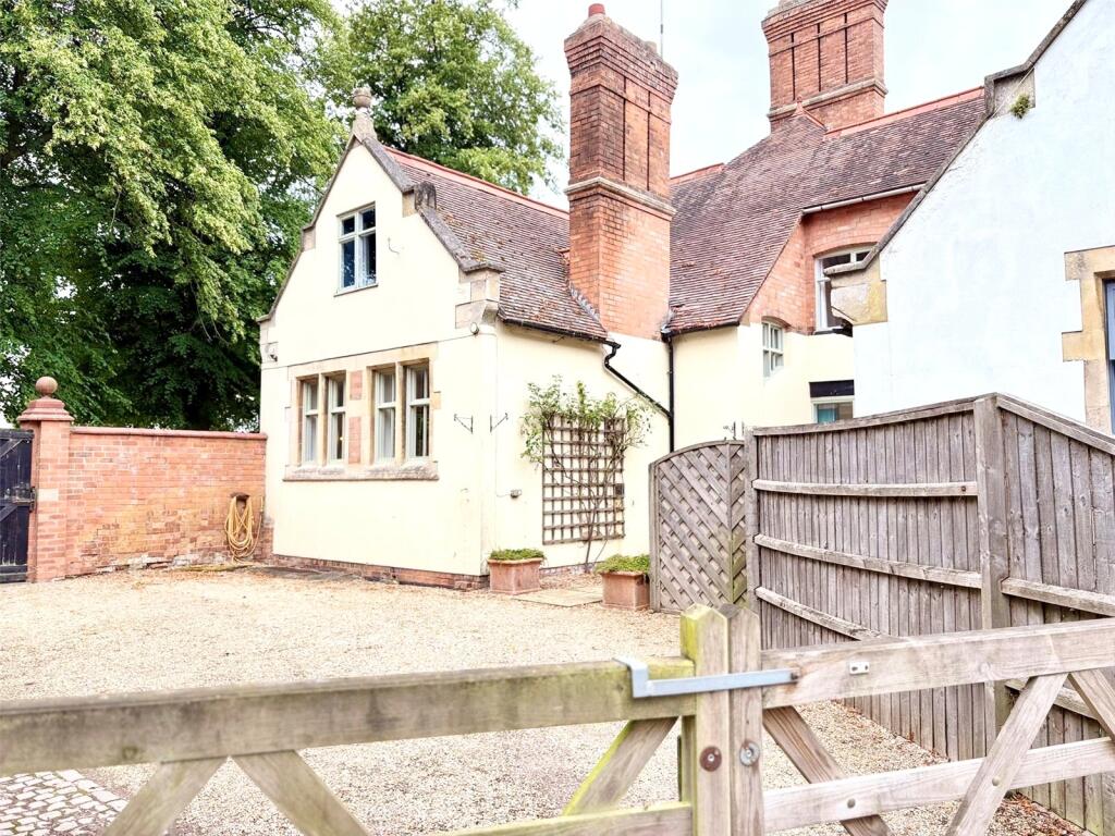 Main image of property: Caldecote Hall Drive, Caldecote, Nuneaton, Warwickshire, CV10